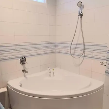 Super Elegante Centro Con Posto Auto E Wifi Veloce