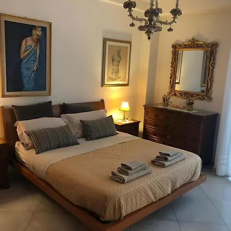 Apartmán Super Elegante Centro Con Posto Auto E Wifi Veloce *