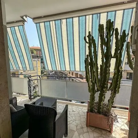 Super Elegante Centro Con Posto Auto E Wifi Veloce Appartement